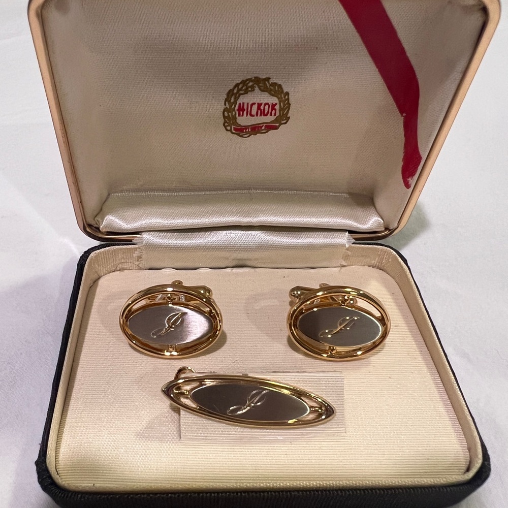 Hickok Gold-Tone Cufflink and Tie Clip Set - Gold and Gray “J”